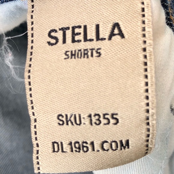 DL1961 | Stella Distressed Zipper Denim Shorts 29 - Picture 4 of 11